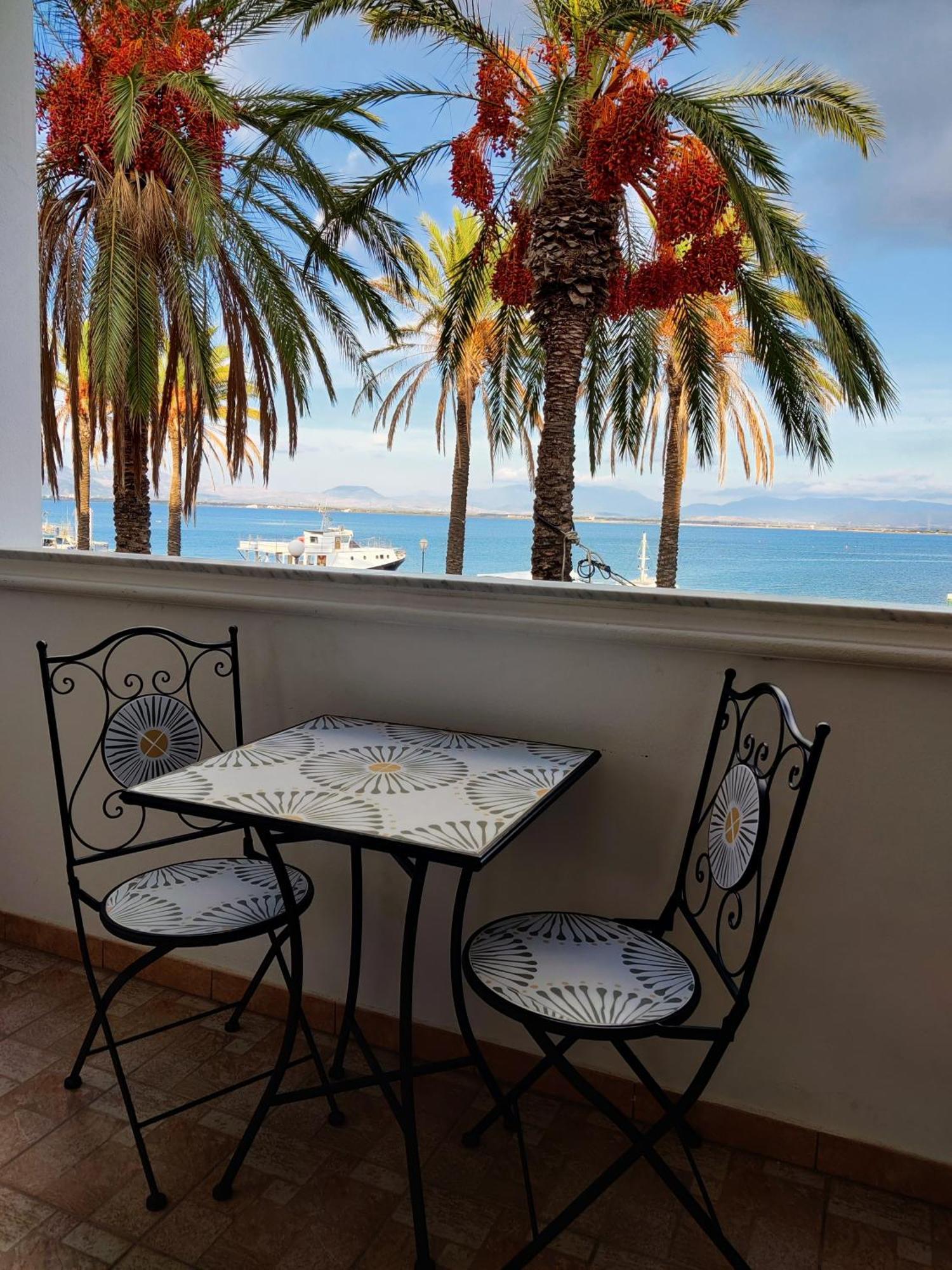 Casa Graziella Apartman SantʼAntìoco Kültér fotó