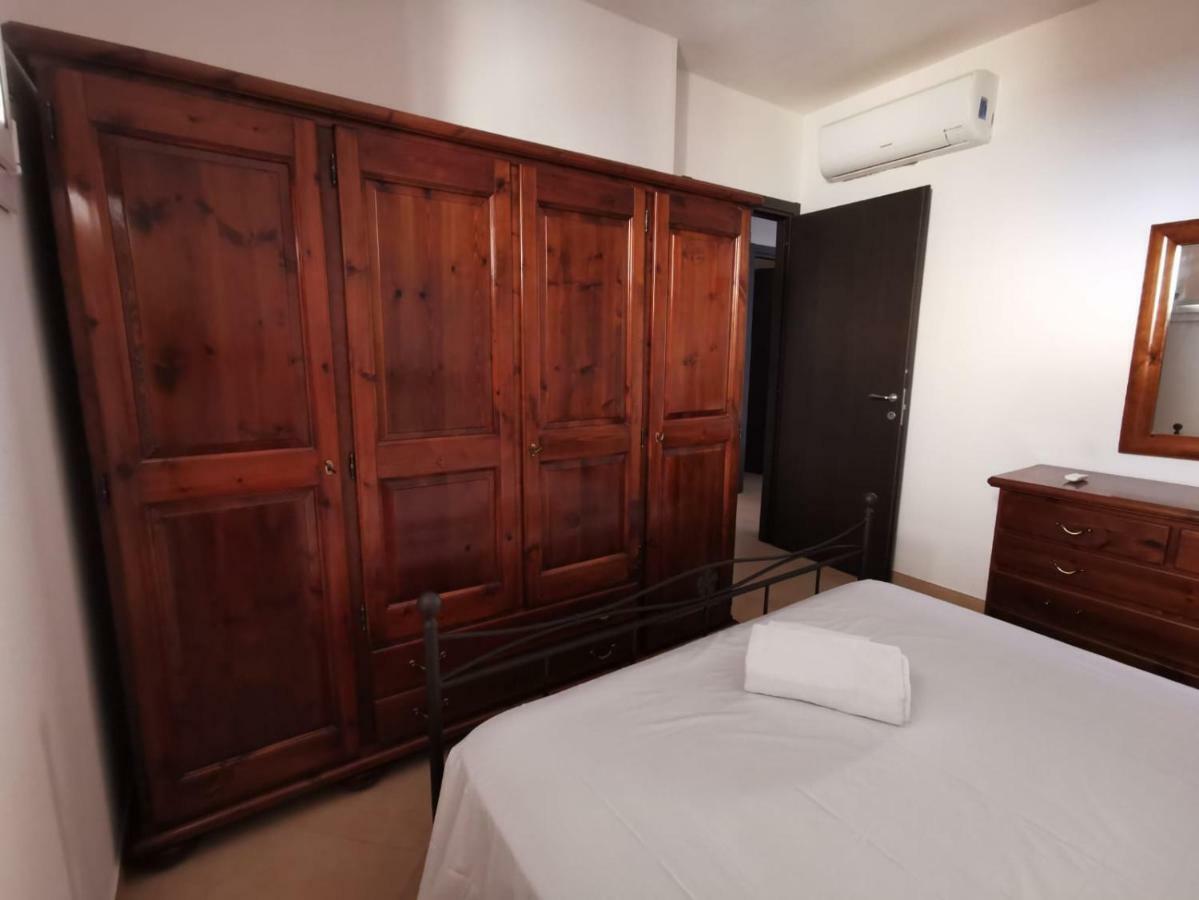 Casa Graziella Apartman SantʼAntìoco Kültér fotó